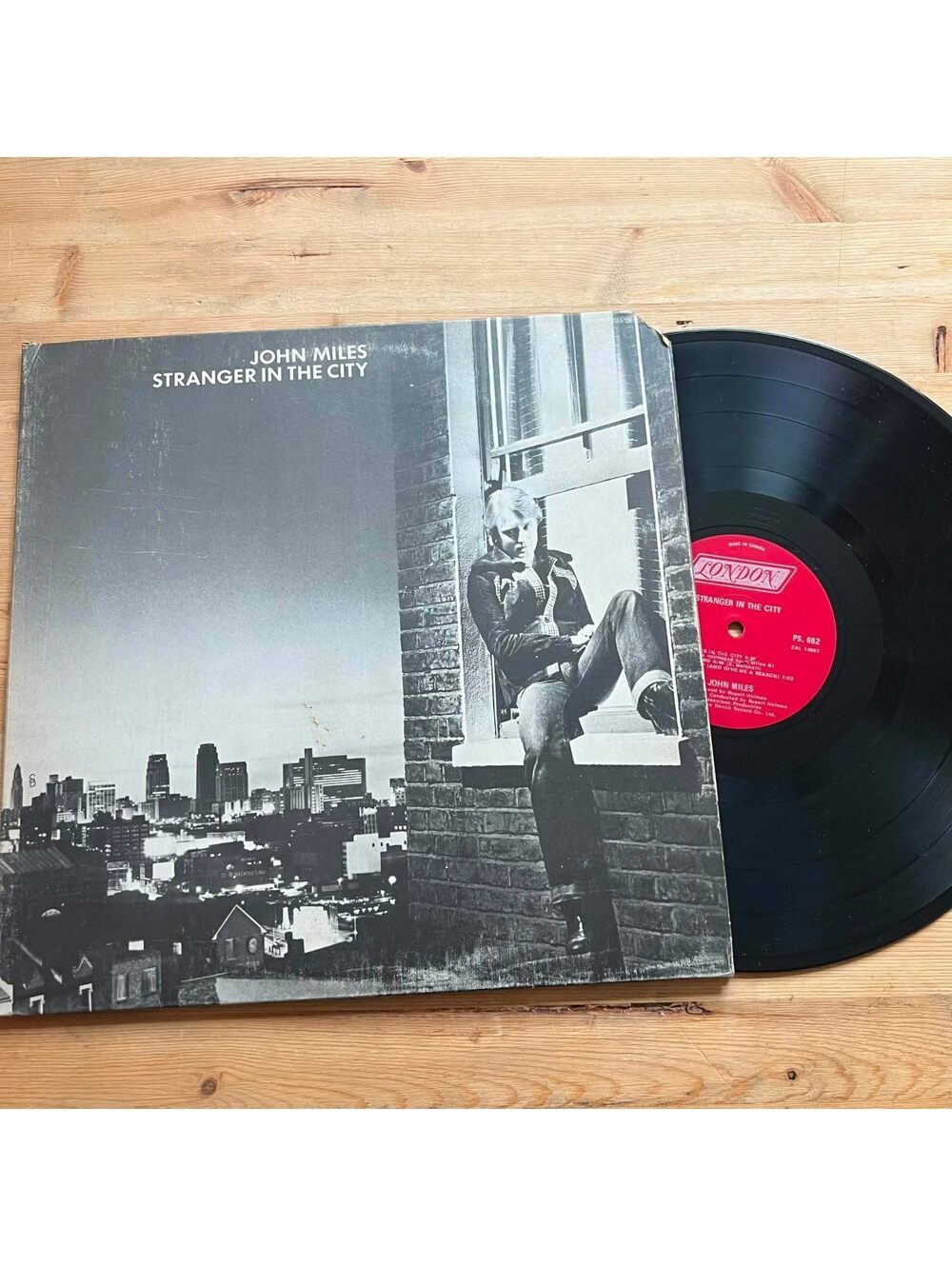 John Miles - Stranger in the City 33rpm VG+ VR02